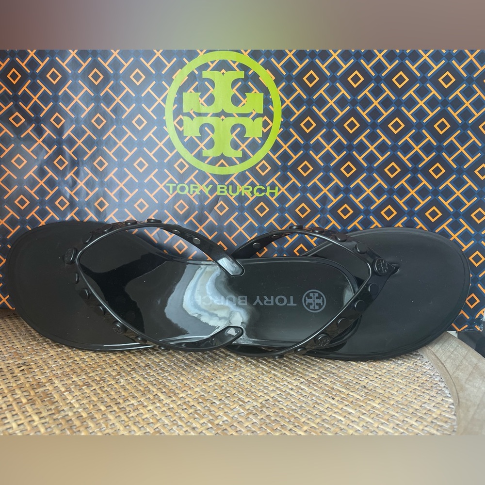 NWOT Tory Burch Size 9 STUDDED JELLY
